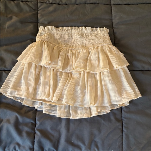 Forever 21 Dresses & Skirts - Elegant Cream Ruffled Skirt